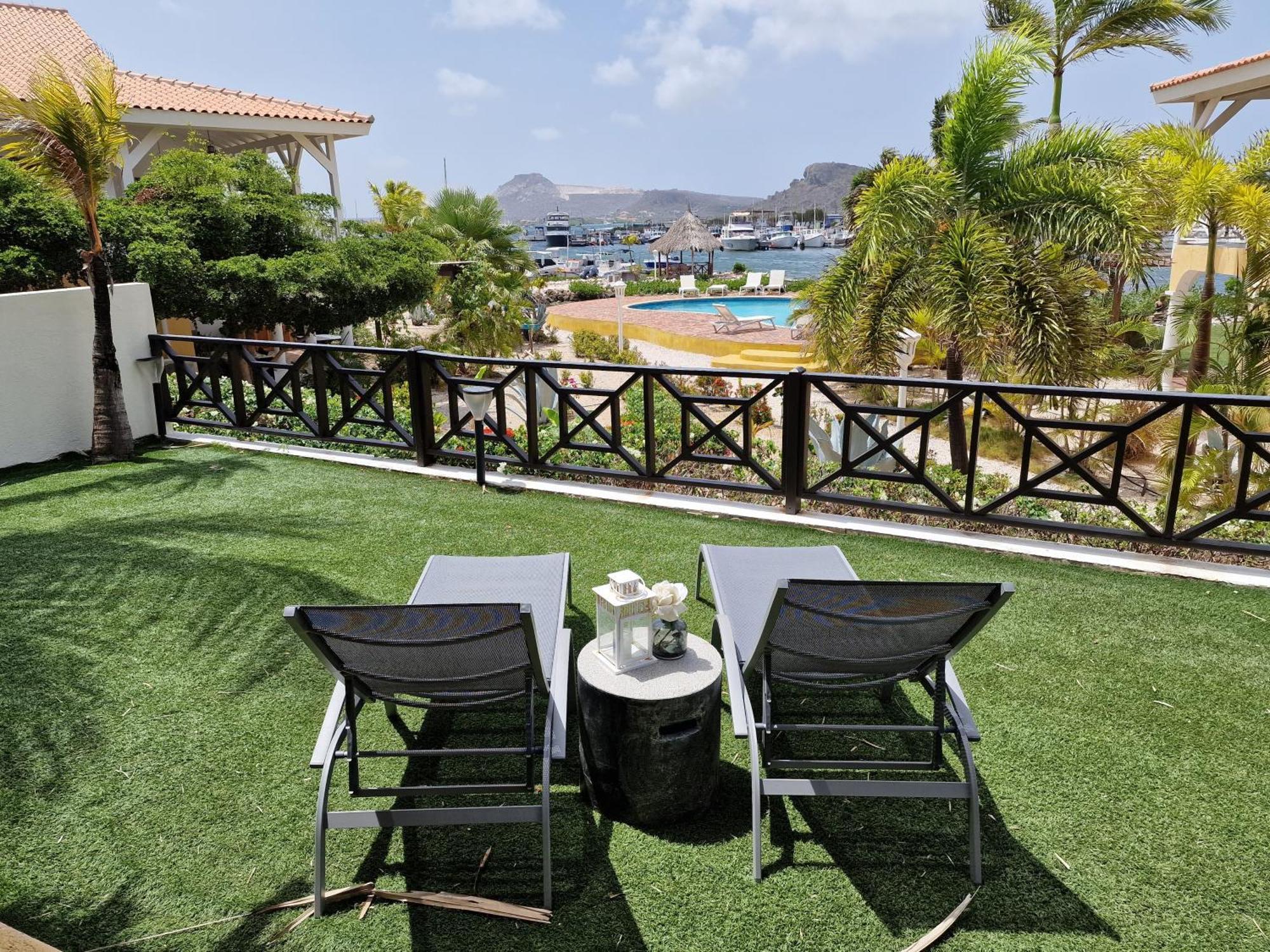 Luxury Appt For 6: Mesmerizing Spanish Water View Jan Thiel Kültér fotó