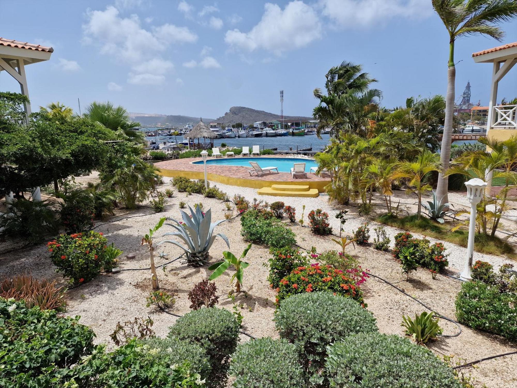 Luxury Appt For 6: Mesmerizing Spanish Water View Jan Thiel Kültér fotó